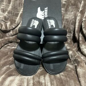 Sorel Black Ella Puff  Double-Strap Sandals